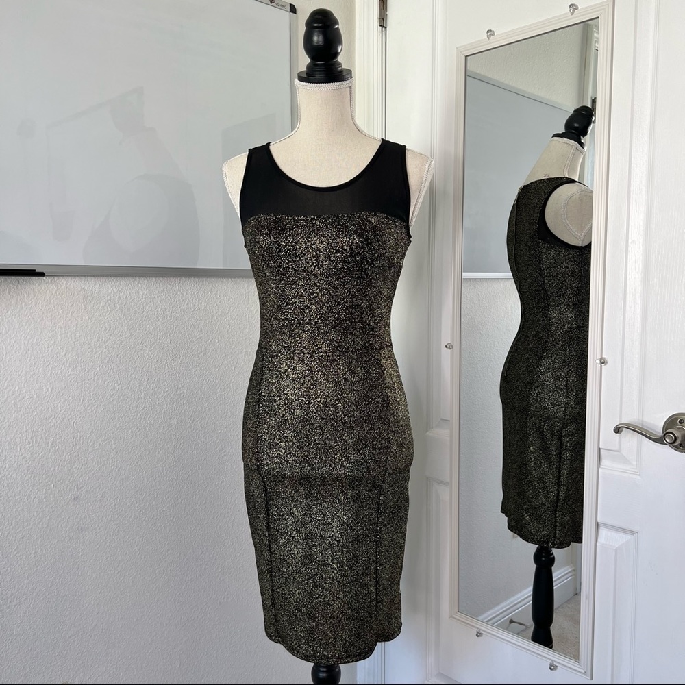 Black and Gold dress by Marilyn Monroe